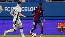 «Барселона» подписала контракт с Ландри Фарре