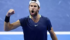 Российский теннисист Хачанов повторил уникальное достижение Федерера