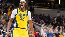 «Милуоки Бакс» расстались с Лиллардом, подписав Тёрнера на $107 млн