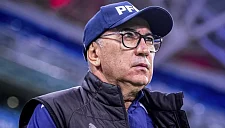 Экс-тренера «Рубина» Бердыева удалили за толчок судьи в матче Кубка Азербайджана