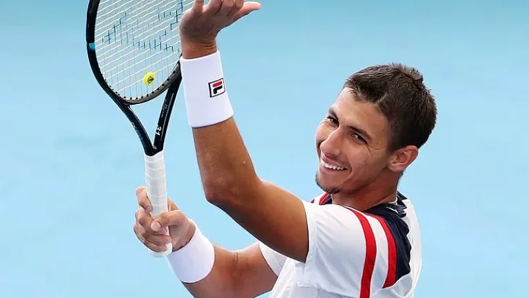 Попырин пробился в четвертьфинал турнира ATP после победы над Руне