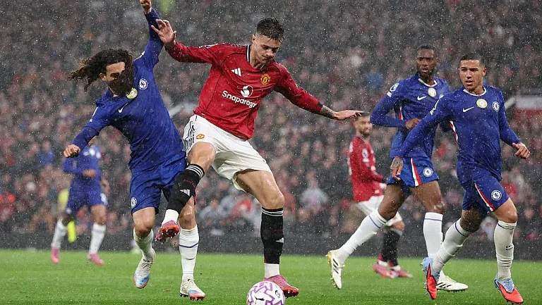 Шешко критикуют за выбор «Манчестер Юнайтед» вместо «Ньюкасла»