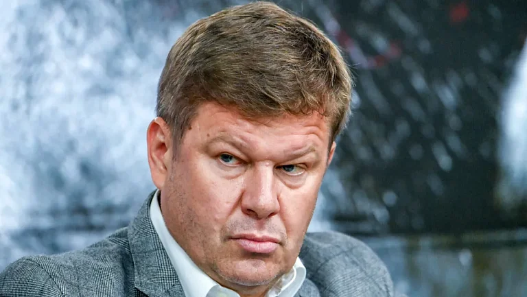 Губерниев сравнил Ларионова с Карпиным и оценил ситуацию в СКА