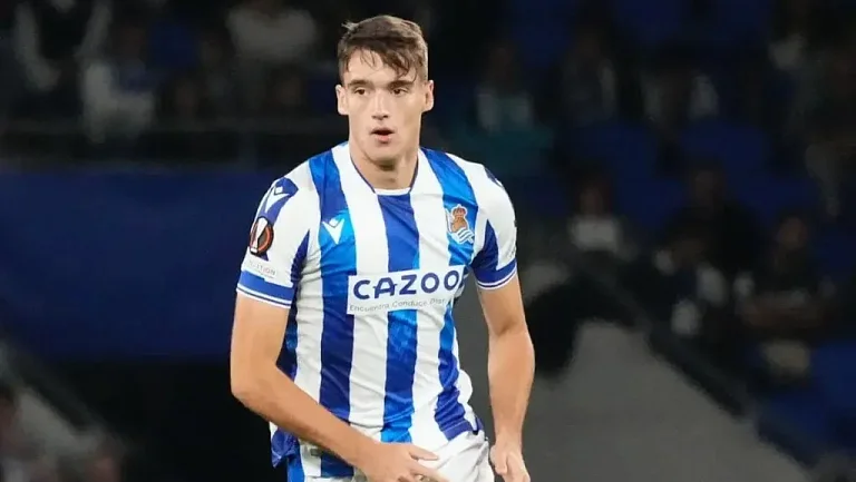 Урко Гонсалес возвращается в «Эспаньол» из «Сосьедада»