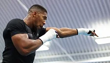 Джошуа вернется в январе и проведет бой с топ-20 боксером