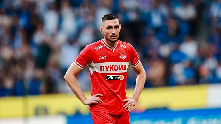 Чернов объяснил разницу между собой и Фернандесом 