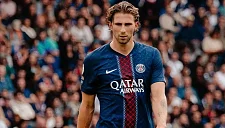 Французские СМИ жестко раскритиковали игру украинца Забарного в ПСЖ