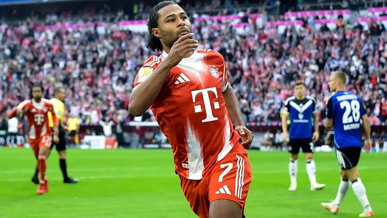 «Бавария» предложит новый контракт Гнабри