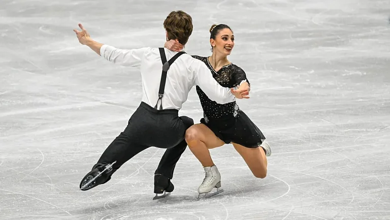 Мария Павлова и Алексей Святченко завоевали серебро на этапе Гран-при ISU