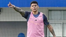 Уйдёт ли Рохо из «Боки»? Защитник вновь остался в запасе — интрига нарастает

