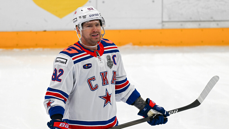 Евгением Кузнецовым интересуются два клуба НХЛ