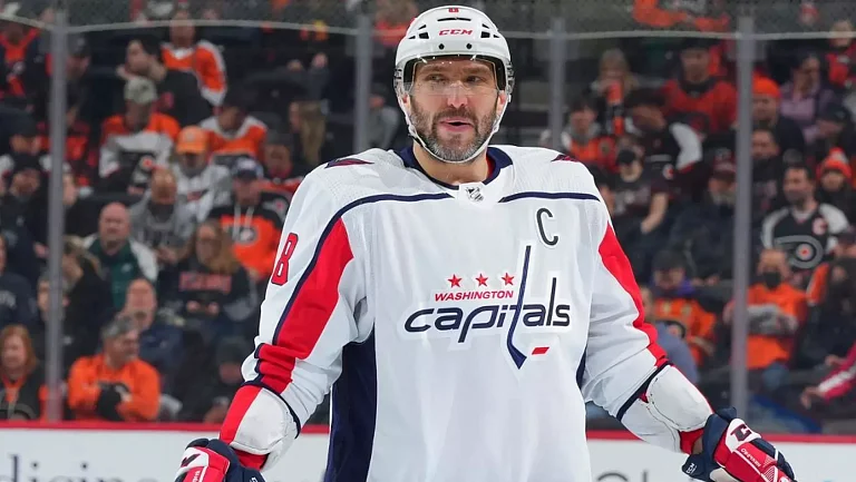 Александр Овечкин отреагировал на 600-й гол Стивена Стэмкоса в НХЛ