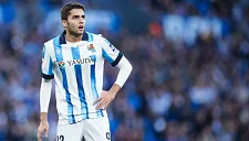 Агент Захаряна опроверг информацию о болезни футболиста