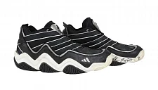 Кроссовки Коби Брайанта проданы на аукционе за $240 тыс.