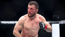 Тренер Двалишвили оценил вероятность третьего боя с Петром Яном