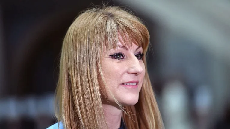 Светлана Журова назвала «по-человечески правильным» решение IPC