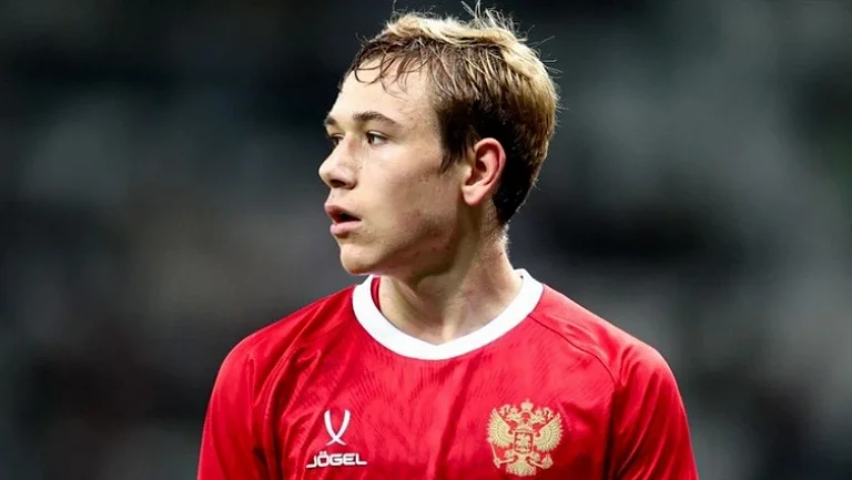 Андреев назвал полузащитника «Локомотива» Батракова лучшим игроком РПЛ