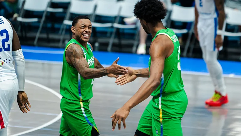 Бразилия выиграла Кубок Америки, обыграв Аргентину в финале