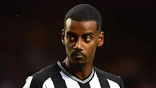 Исак снова обозначил желание покинуть «Ньюкасл» и перейти в «Ливерпуль»