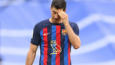 В «Барселоне» обеспокоены спадом формы Левандовского — возможен пересмотр контракта