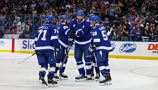 «Тампа» разгромила «Нью-Джерси», у Кучерова ассистентский покер