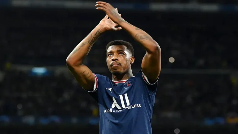 Президент ПСЖ поблагодарил Кимпембе за 20 лет в клубе