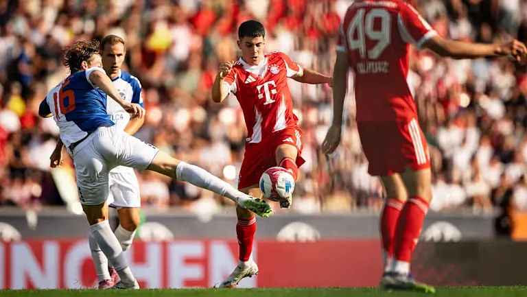 Фелипе Чавес и Магнус Дальпиац дебютировали за основу «Баварии»