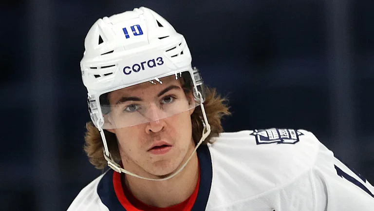 «Салават Юлаев» поместил нападающего Илью Федотова в список отказов