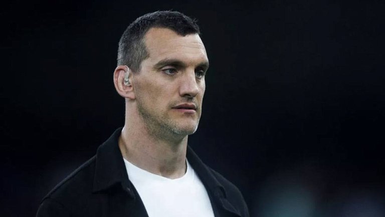 Уорбертон защитил Моргана после спорного момента в матче «Львы» – «Австралия»