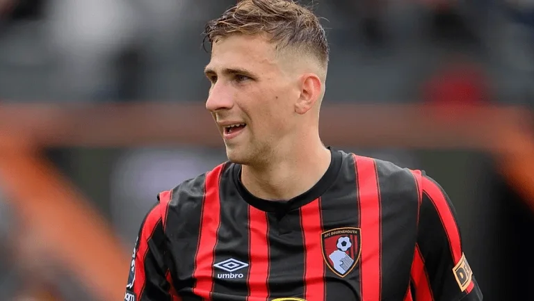 «ПСЖ» завершил трансфер защитника Забарного из «Борнмута»