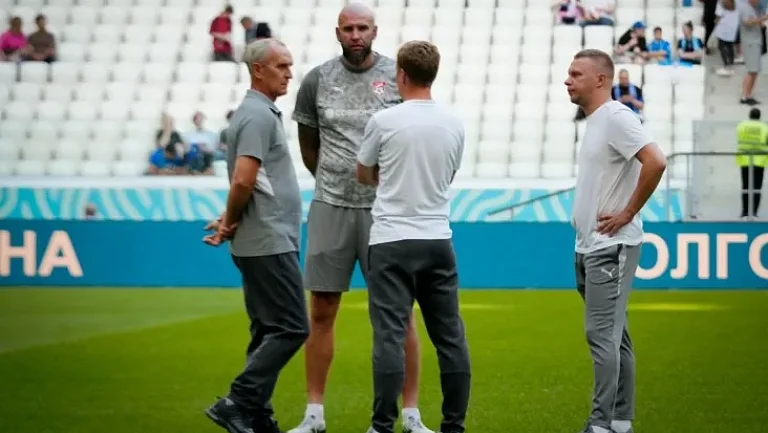 В «Спартаке» Кострома объяснили решение заявить тренера как игрока