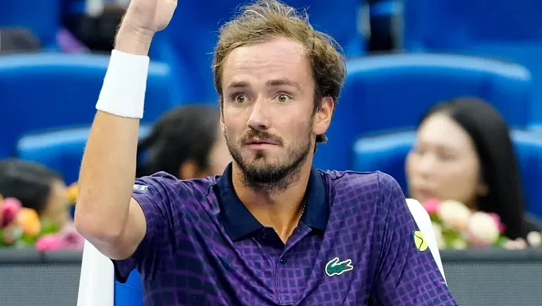 Медведев готов проэкзаменовать главную сенсацию шанхайского «Мастерса»