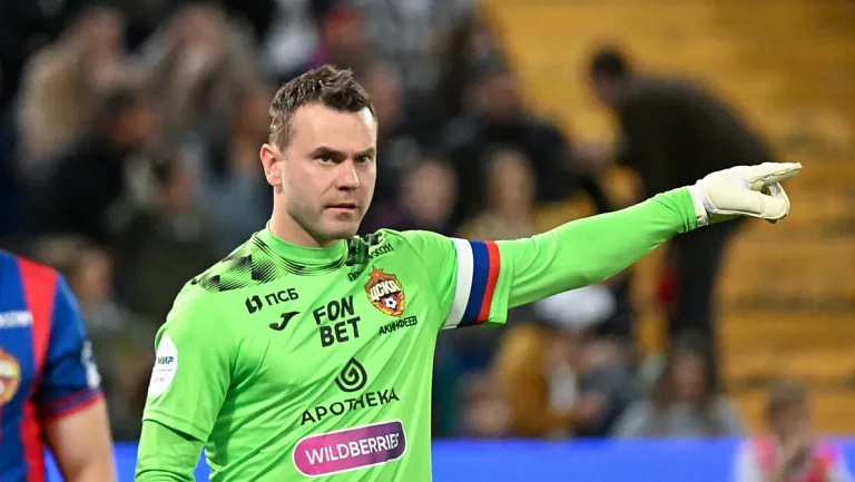 Писарев высказался о возможном возвращении Акинфеева в сборную