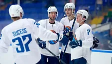 Артём Дзюба пригласил болельщиков на дерби КХЛ "Шанхай" — СКА