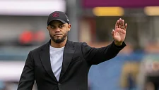 Компани оказался под огнём критики в «Баварии» из-за провала с Виртцем