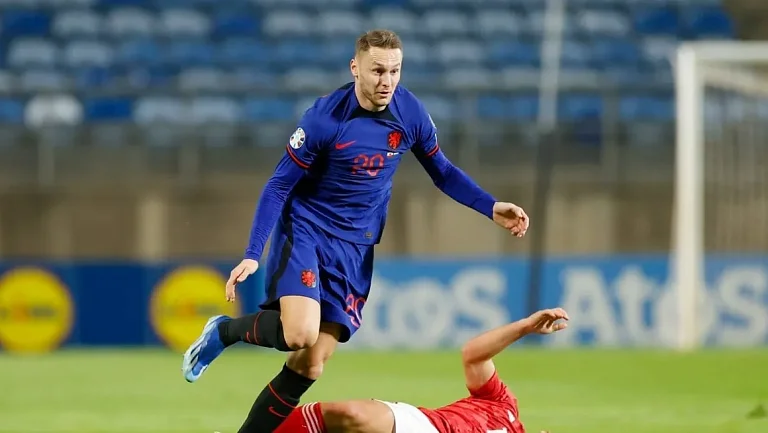 Тён Копмейнерс не сыграет за сборную Нидерландов в матче против Польши