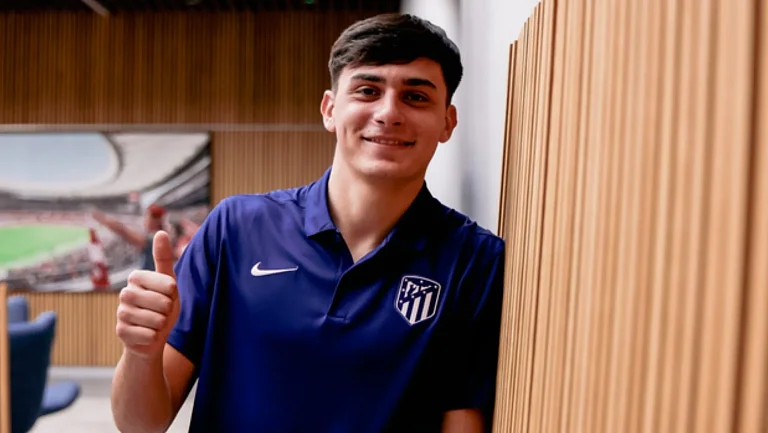 «Барселона» близка к трансферу защитника из «Атлетико Мадрид»