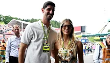 Куртуа мечтает о автоспорте после завершения футбольной карьеры