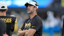 Заменит ли звёздный Роджерс квотербека Маккарти в «Викингах»?