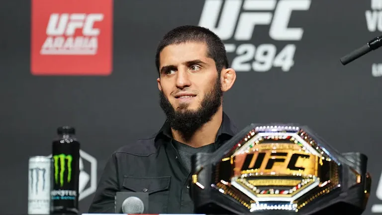 Ислам Махачев назвал имя лучшего действующего бойца в UFC