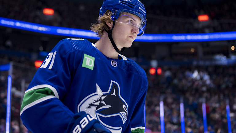 «Ванкувер Кэнакс» выставил Кравцова на безусловный драфт отказов