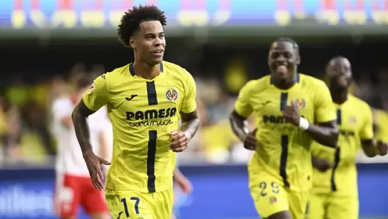 Таджон Бьюкенен делает историю в «Вильярреале»