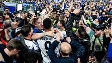 Гамбург оформил возвращение в элиту с победой 6:1