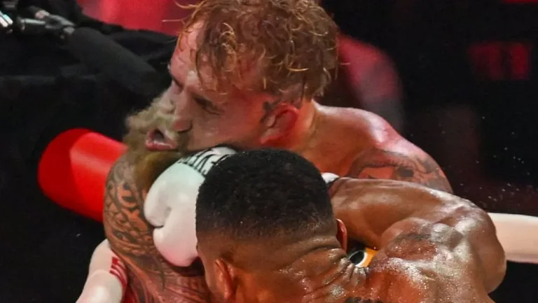 Джейк Пол назвал имя своего следующего соперника после нокаута от Джошуа