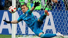 Акинфеев показал фото с легендами ЦСКА и Слуцким