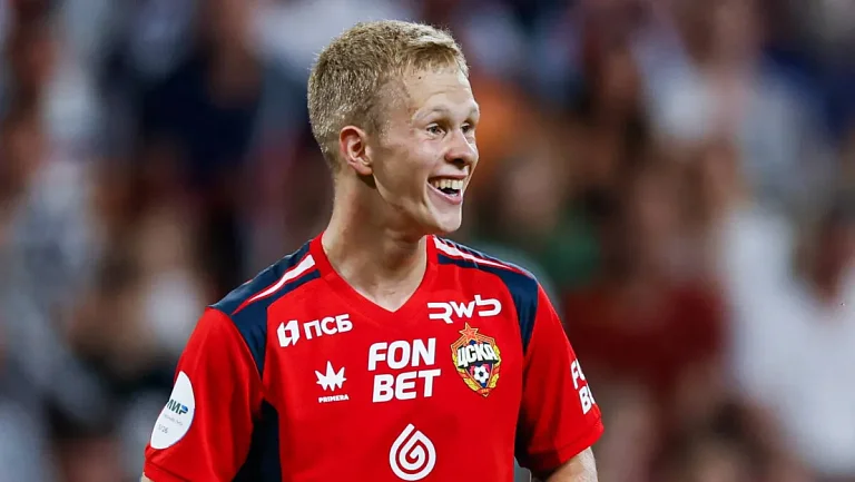 Тренер ЦСКА дал совет Матвею Кисляку по переезду в Европу