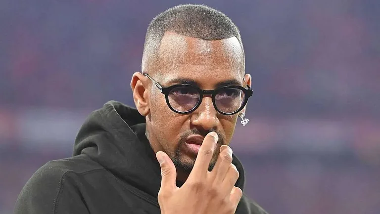 Фанаты «Баварии» выступили против стажировки Боатенга