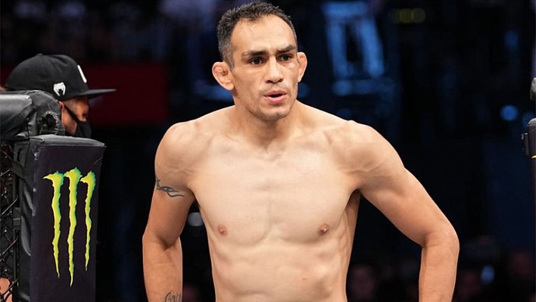 Тони Фергюсон дебютирует в боксе 