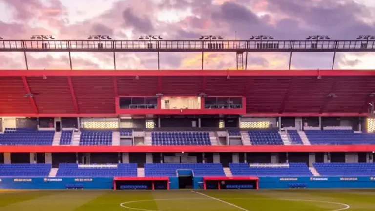 «Барселона» выбрала стадион Йохана Кройфа для матча с «Валенсией»