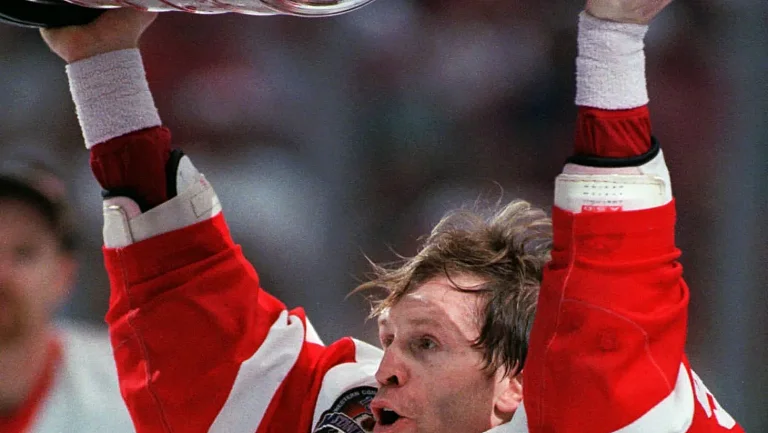 В возрасте 93 лет скончался Алекс Делвеккьо, легенда «Детройт Ред Уингз»